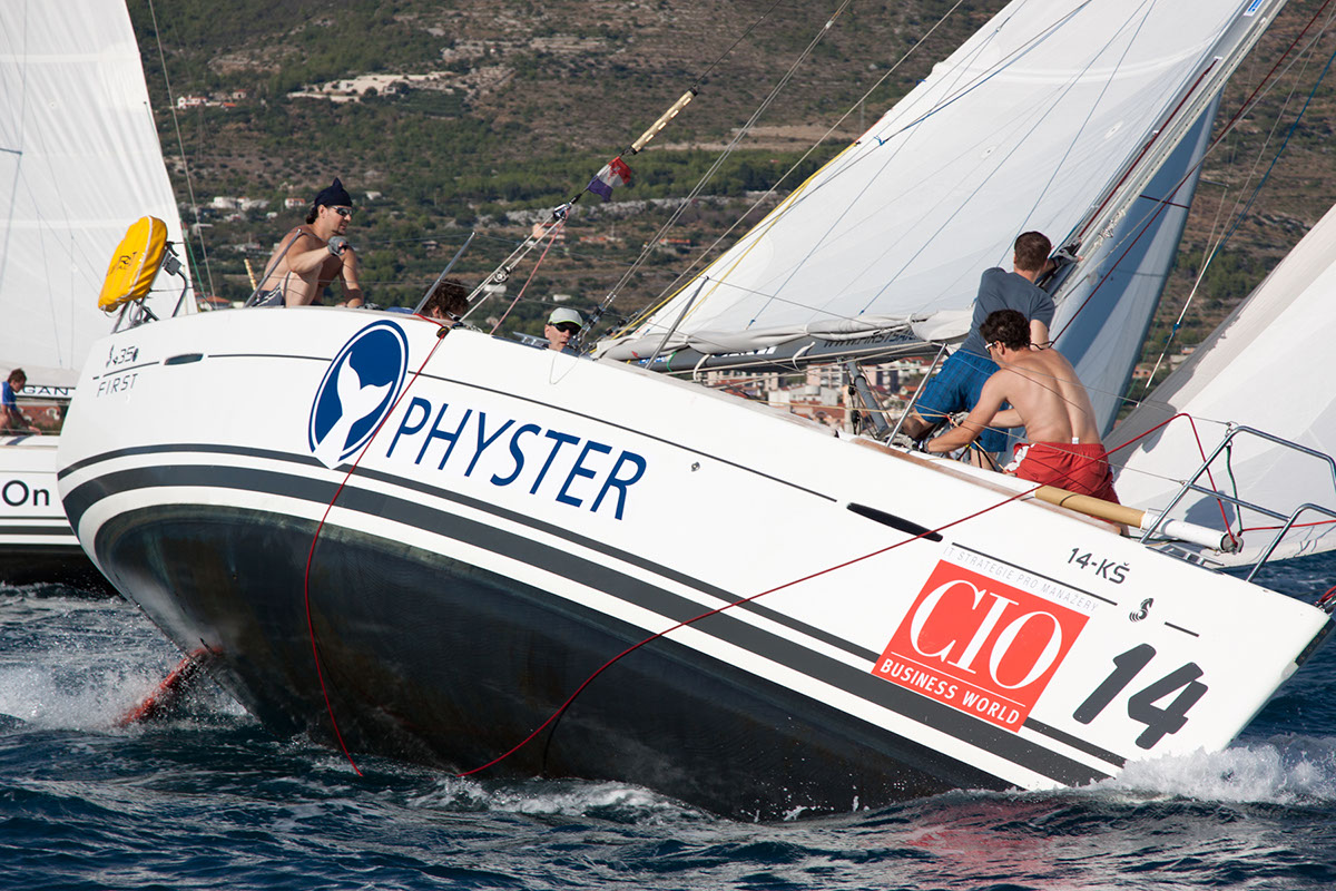 It regatta 2012 6896